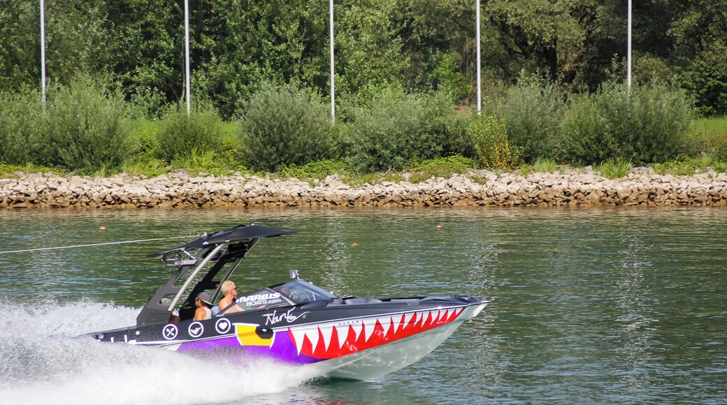 Eat Play Love 2017; Street Food Festival und Deutsche Wakeboard Meisterschaft am Fühlinger See in Köln.