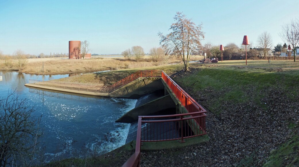 Kölner Randkanal Einmündung in den Rhein, Mündungspark "Alter Hafen"