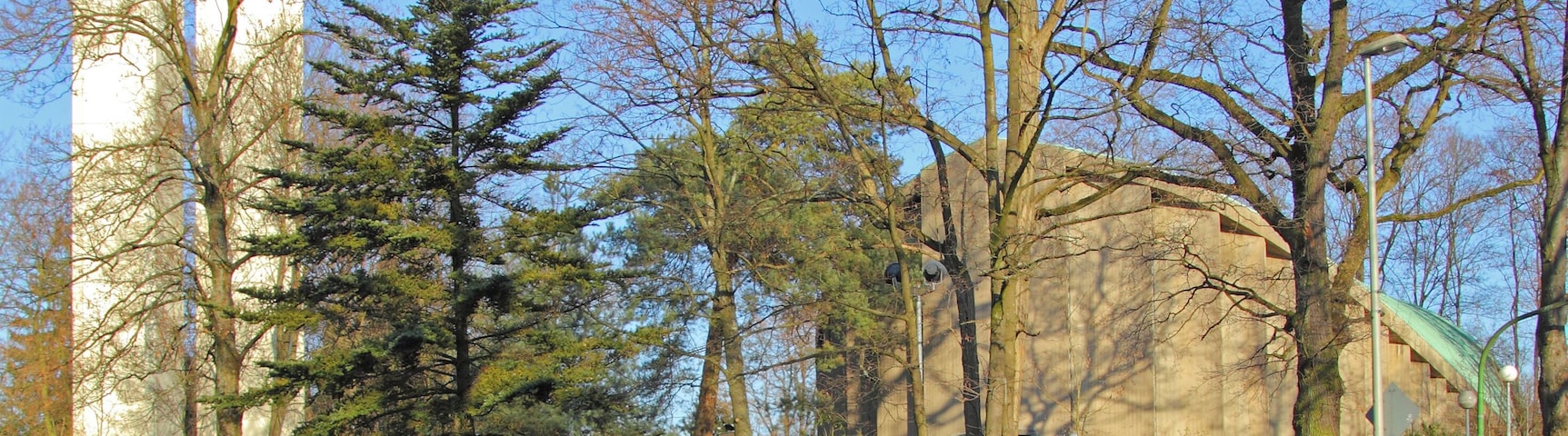 Albertus-Magnus-Kirche in Leverkusen-Schlebusch (Waldsiedlung)