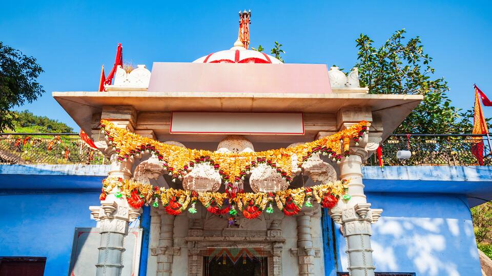 Arbuda Adhar Devi Temple, Mount Abu