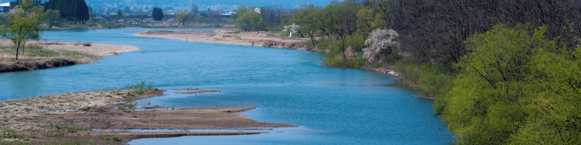 Mogami River seen from Nagai city. Mount Tōdono on the far left.