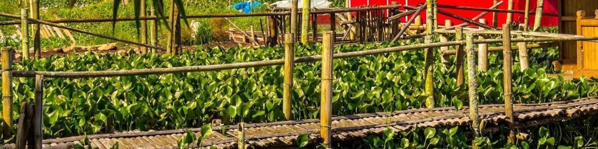 Nice house beside the lake Tondano