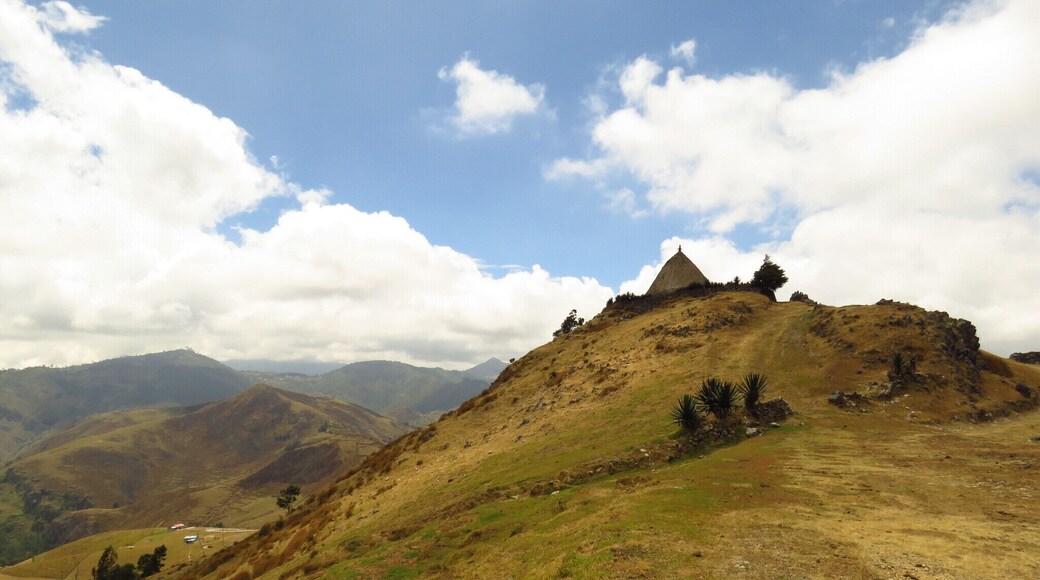 About 30m drive from Maubisse lies the village of Flecha. Perked on a hill top just above the village sits the uma-lulik, sacred house, and a tiny graveyard. This place doesn't get many visitors, so expect to be swarmed by the locals #Culture