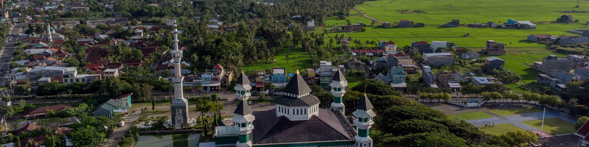 Pinrang, Sulawesi Selatan Indonesia.
View of Al-Munawwir Mosque in the afternoon after Asr prayer.
March 11 2021