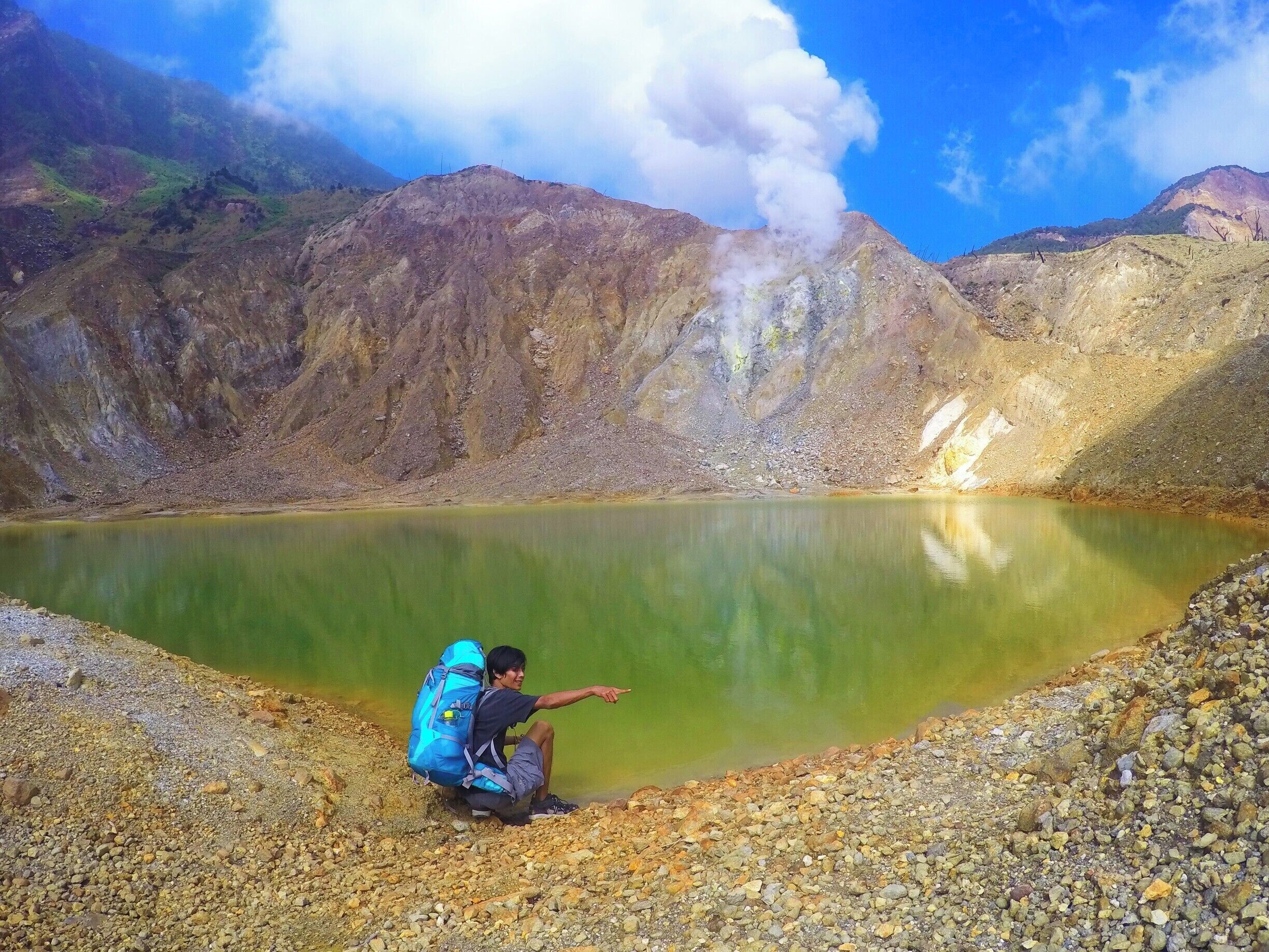 A new hidden crater lake on Mount Papandayan. May 2015.