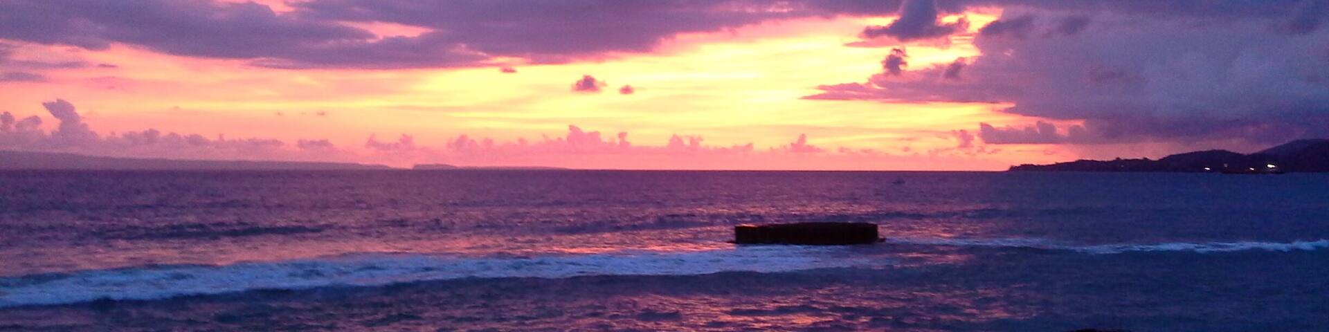 Same place Candidasa .....the following evening. A most spectacular sunset.