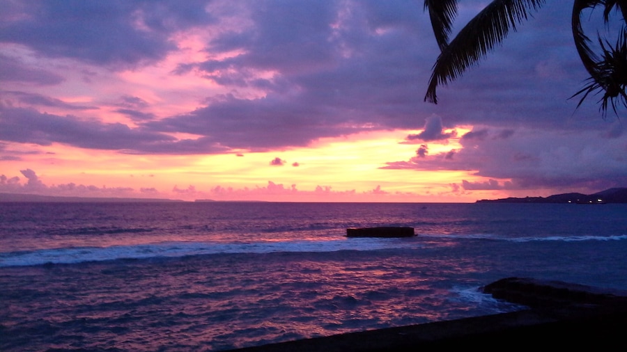 Same place Candidasa .....the following evening. A most spectacular sunset.