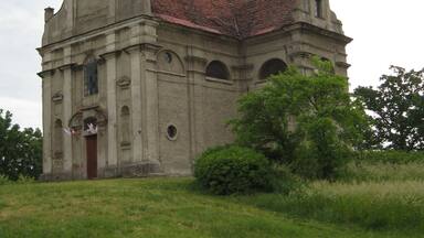 Gęstowice - dawny kościół ewangelicki, ob. rzym.-kat. parafialny p.w. Wniebowzięcia NMP (zabytek nr rejestr. LB/470 z 20.05.1963)