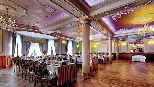 A nice restaurant Złota Iglica in Racibórz