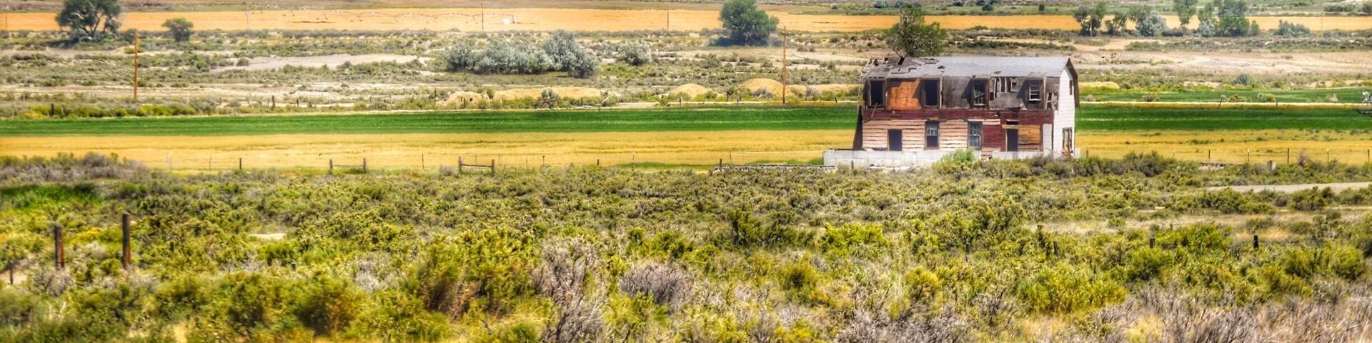 A taste of the view traveling west of the Bighorn Mountains in Wyoming.