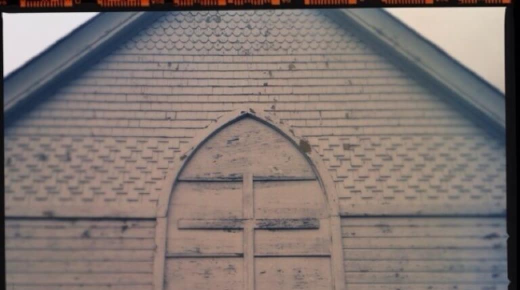 Abandoned church straight outta #SilentHill