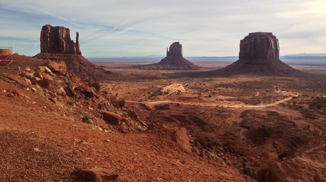 The best sunrise you can see . Beautiful landscape of a range of mountains in different colors . It's a 17 mile drive around the place and you can stop at different spots for pictures . #monumentvalley #sunrise #hiking #nature #colors #godcreation