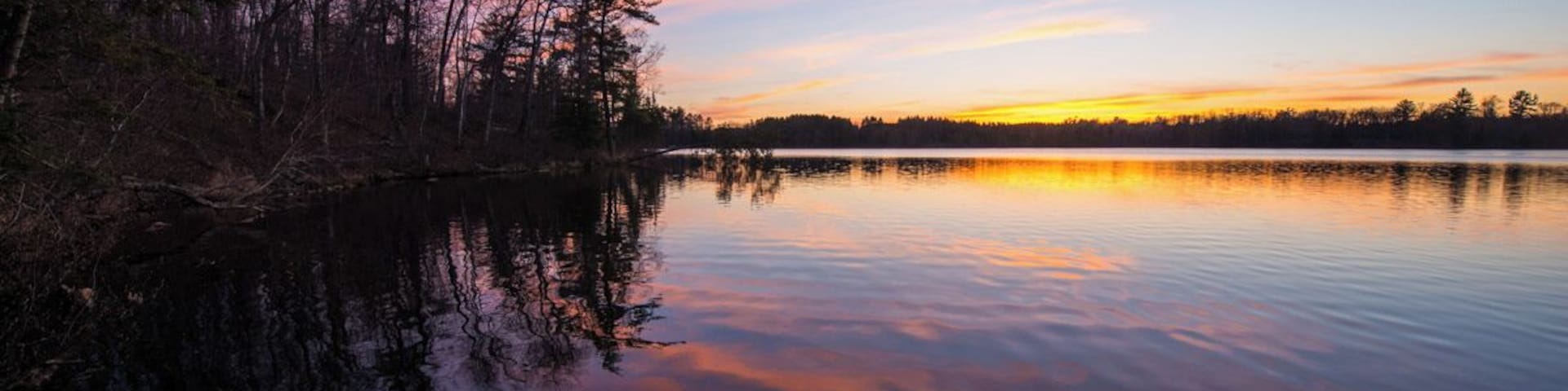 We were supposed to go Southwest and check Pipestone National Monument last weekend but the weather forecast made us change our plans. We don’t really want to camp (yet) with rain above our heads and soggy ground beneath our feet, we did that a lot in the past and it’s something that both my husband and I didn’t really like. As an alternative, hubby found Savanna Portage State Park which has two interesting information that sealed our decision — first, it straddles the Continental Divide and the portage (hence the name), which links the Mississippi River and Lake Superior and was heavily used by native Americans and fur traders during 1750-1840. Full details at: http://joycedz.com/portfolio/a-stay-at-savanna-portage-state-park/