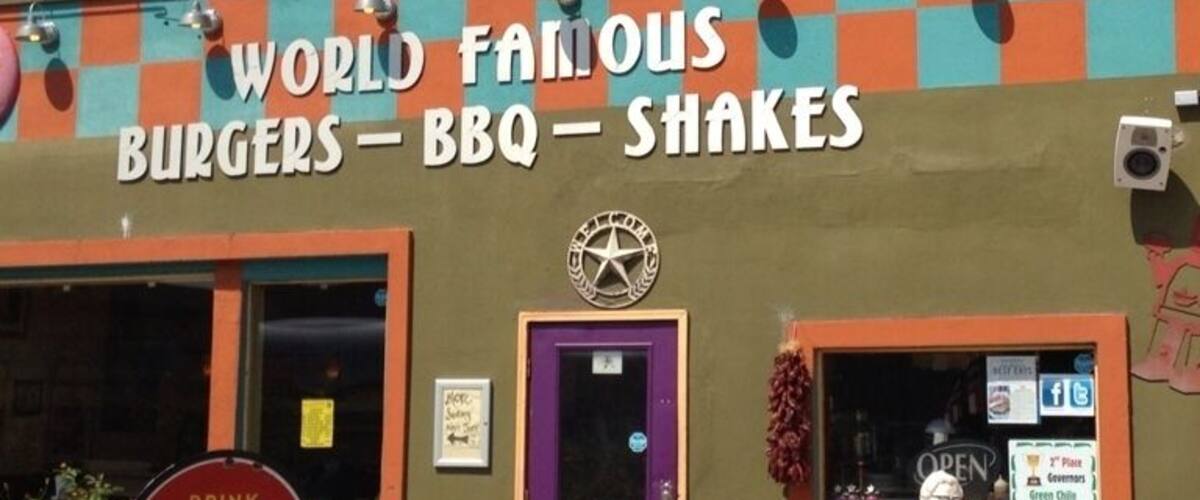 Sparky's is a really fun place to stop in #Hatch. You can get food, ice cream, and coffee in a cool, retro ambiance. You can even get your picture taken with Colonel Sanders on the bench out front! #architecture #roadtrip