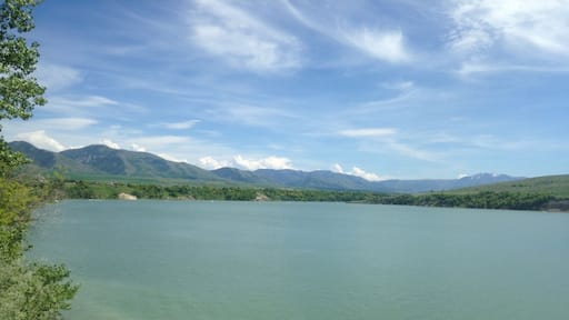 Beautiful lake. Not much beach though.