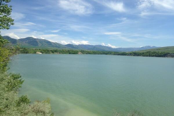 Beautiful lake. Not much beach though.