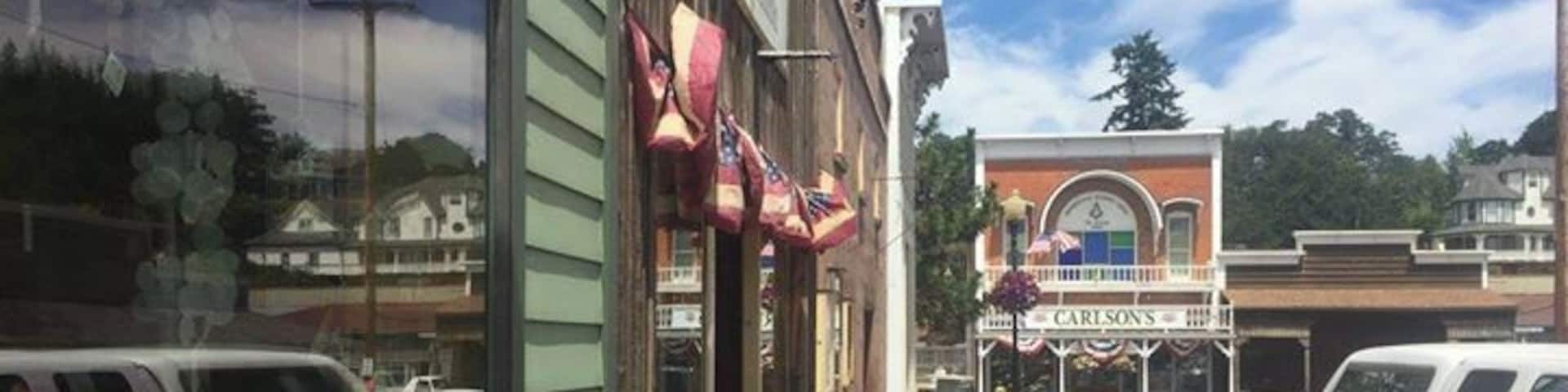 Brownsville, Oregon is home to several filming spots from Stand By Me! This is Main Street, where you see Gordie at the very beginning of the movie. Definitely worth the stop off I-5 just north of Eugene!