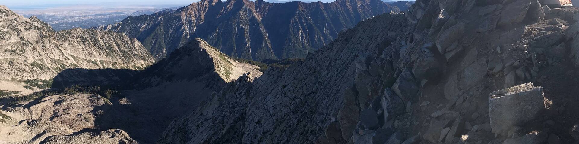 Summit camping on Pfeifferhorn.
#summitbackpacking #adveture #hikingtheglobe #sheadventures #adventurephotocontest