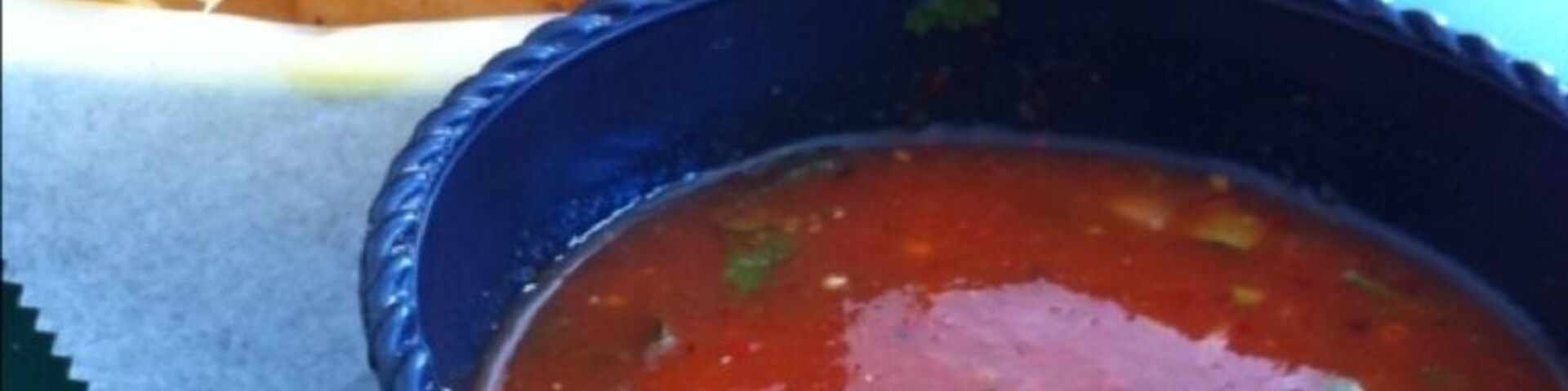 First time trying this authentic Mexican reasturante! Will post back but it's starting off good as we are the only green-gos here lol... Always a good sign!