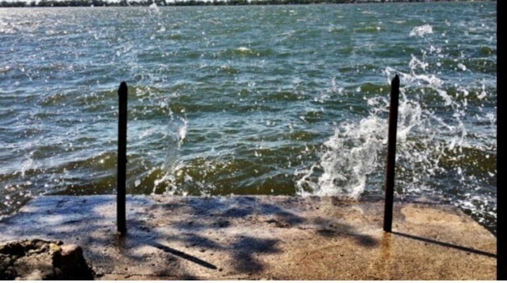 Miles of bike trails and hiking trails through thick woods. Also contains a great beach for swimming.