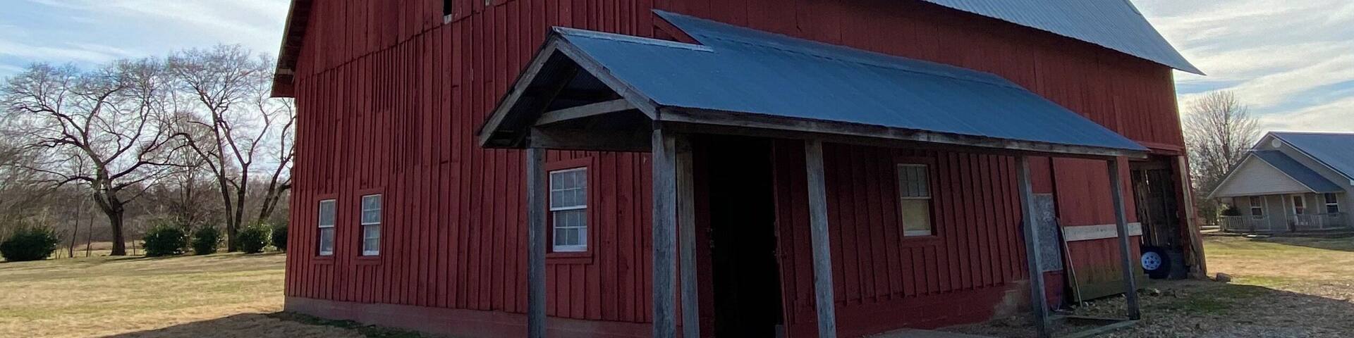 The barn at Jolly Mill Park #jollymill