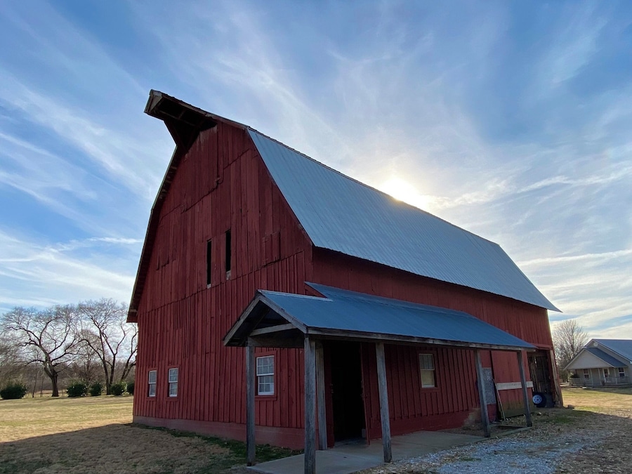 The barn at Jolly Mill Park #jollymill
