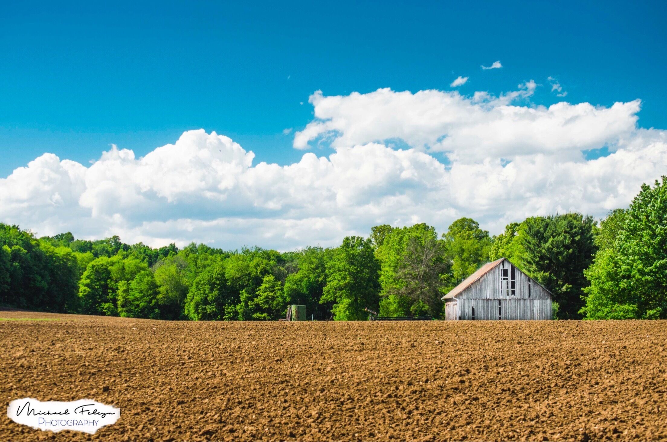 Rural Barn off of 44