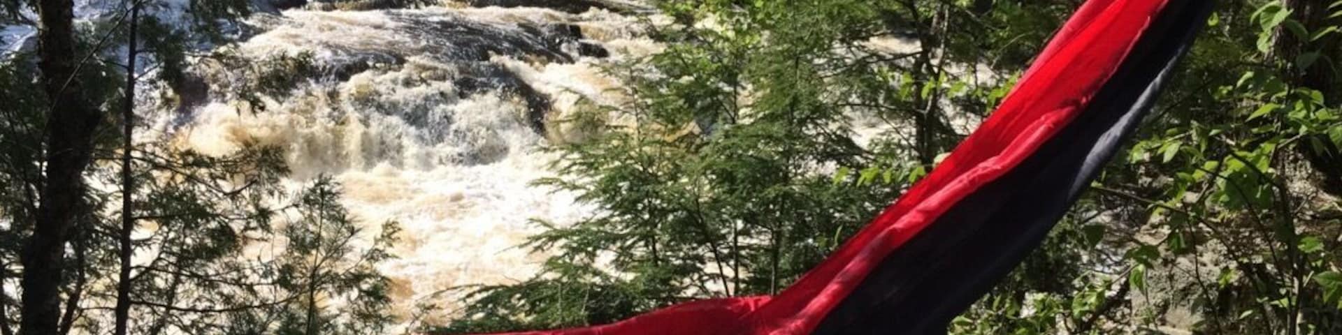Hammocking next to Piers Gorge
