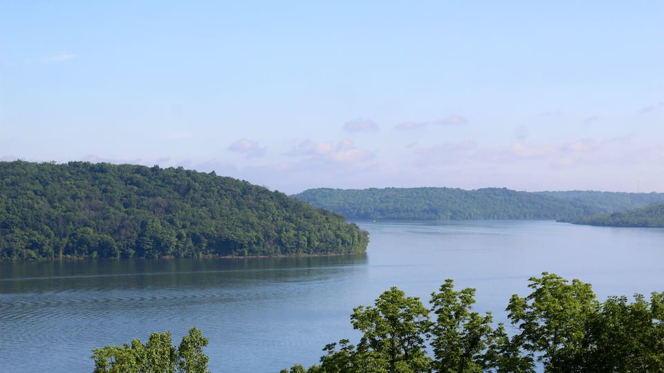 The morning view of the lake in the park