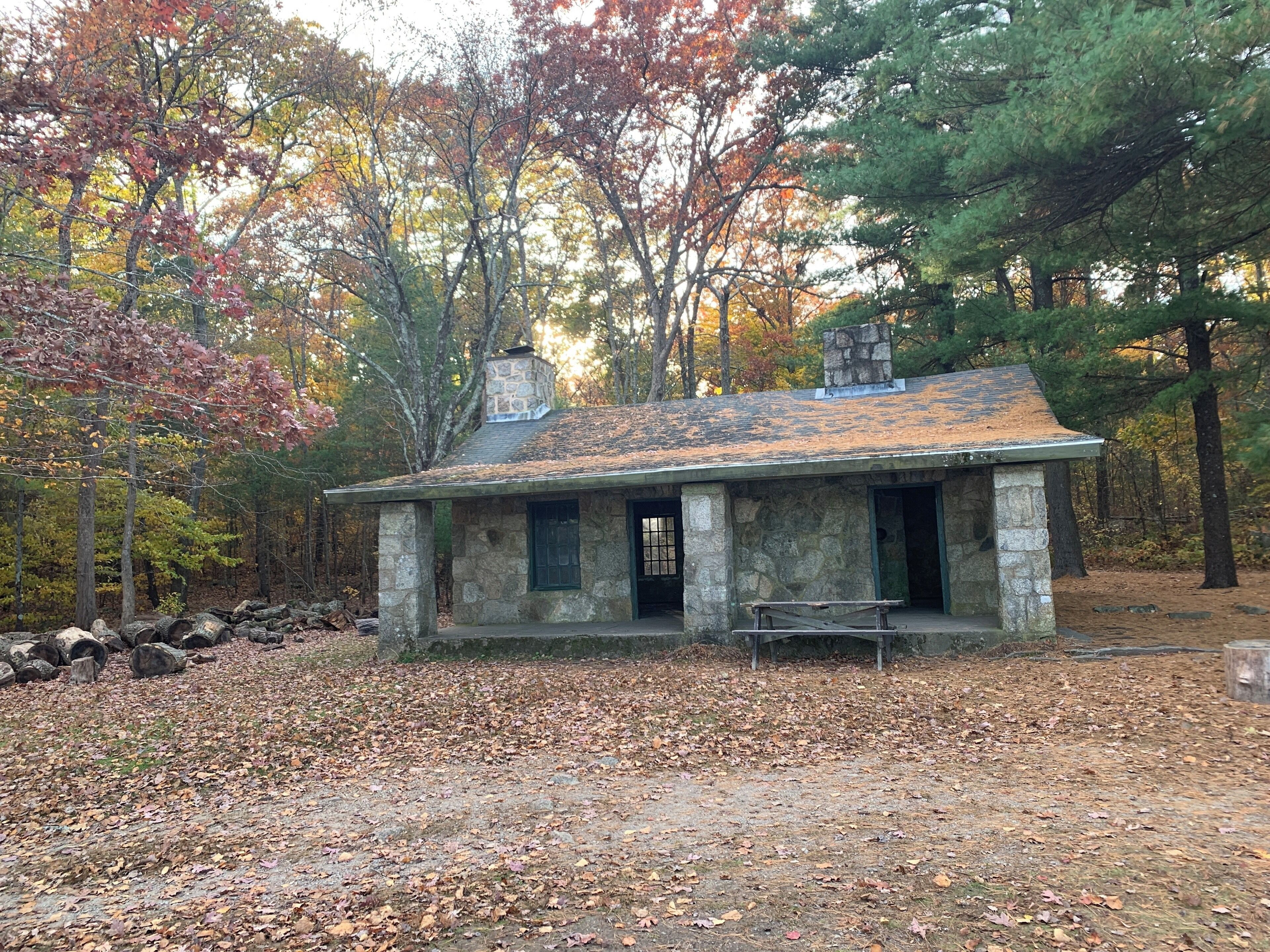 Remember the cabin Leonardo DiCaprio lived in the movie shutter island ? This is the one.. :)