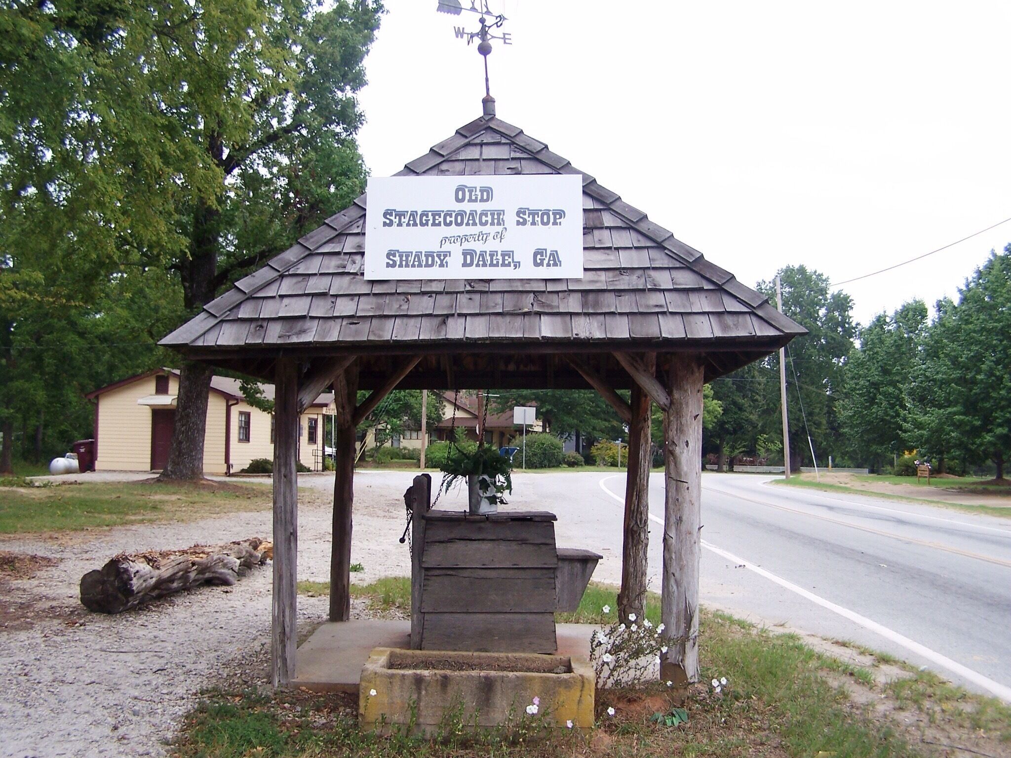 Shady Dale is a town in Jasper County, Georgia, United States. The population was 242 at the 2000 census. 