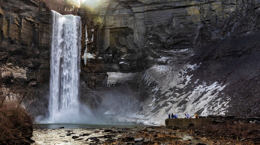 ์ด์คํธ ์ดํ์นด