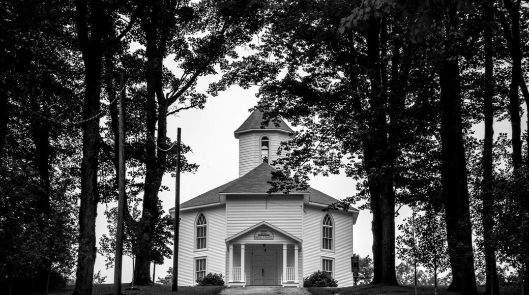 The octagonal Nebo Church was was built in 1887 it has an old cemetery attached