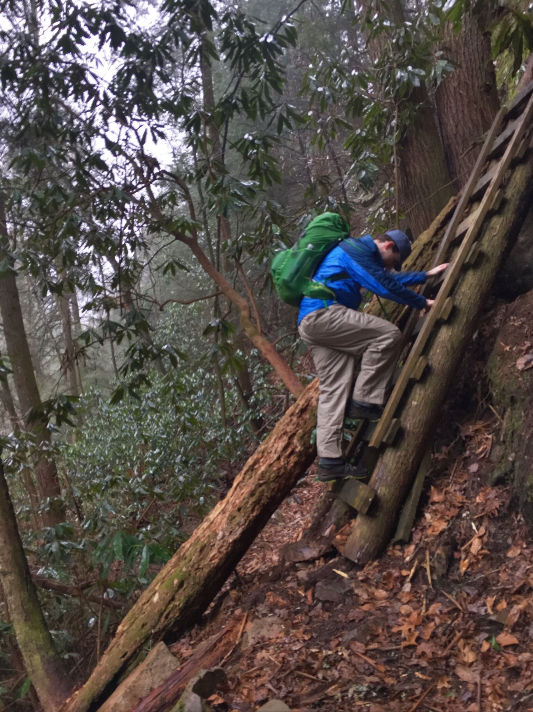 Backpacking Rock Creek and Possum Creek Gorges on the Cumberland Trail in Tennessee. 