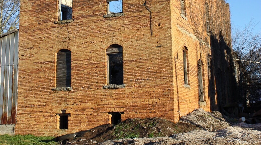 An abandoned warehouse building once used to store fertilizer in the small cotton farming town of Bostwick, GA.