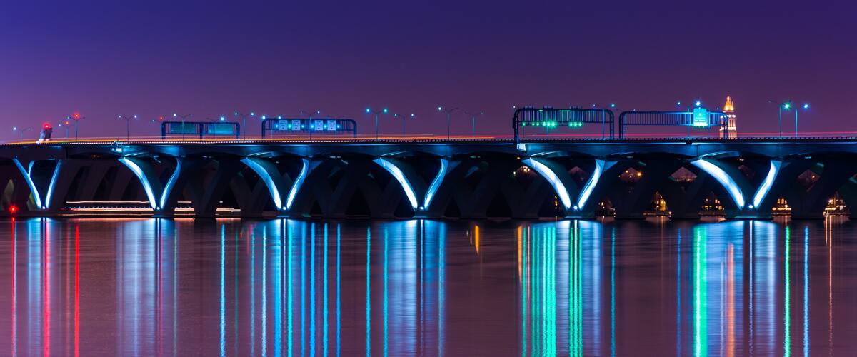 The Woodrow Wilson Bridge at night, seen from National Harbor, M