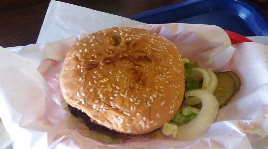 Very good burger and milkshakes made from Blue Bell Ice Cream. #FoodieFinds