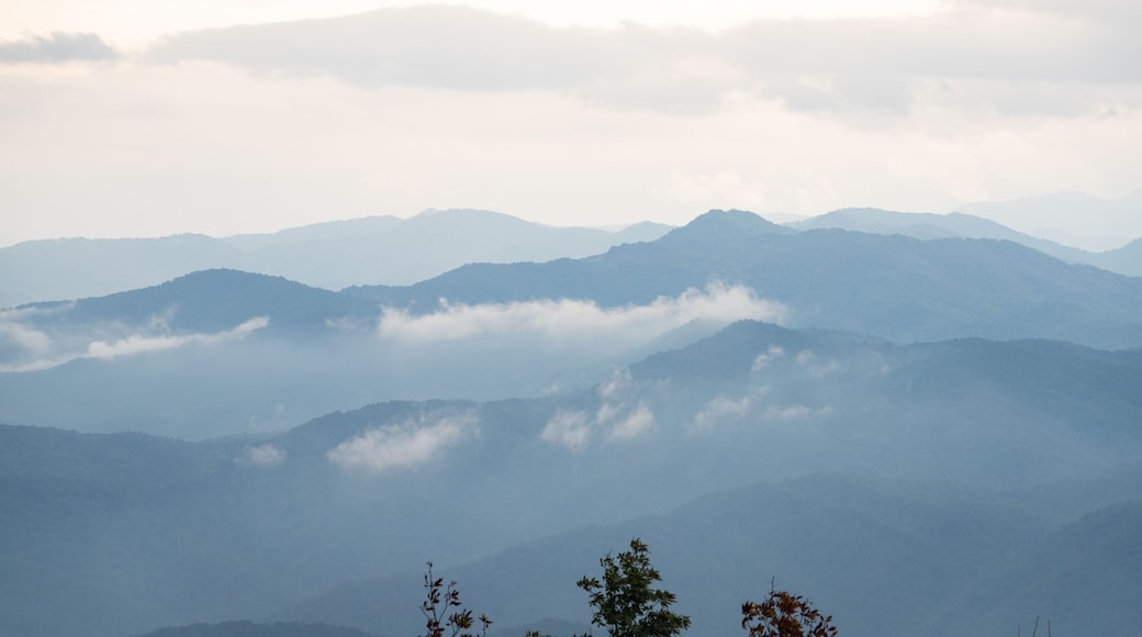View of Blue Ridge Mountains from Rich Mountain on the Appalachian Trail