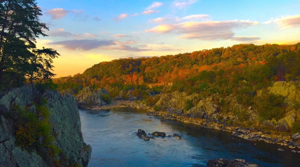 Great place in Maryland for hiking, my favorite thing to do here is hike and find a quiet place by the river to reflect and meditate during the fall season. The beautiful auburn colors of the trees mixed with the colorful sunset is hard to beat.