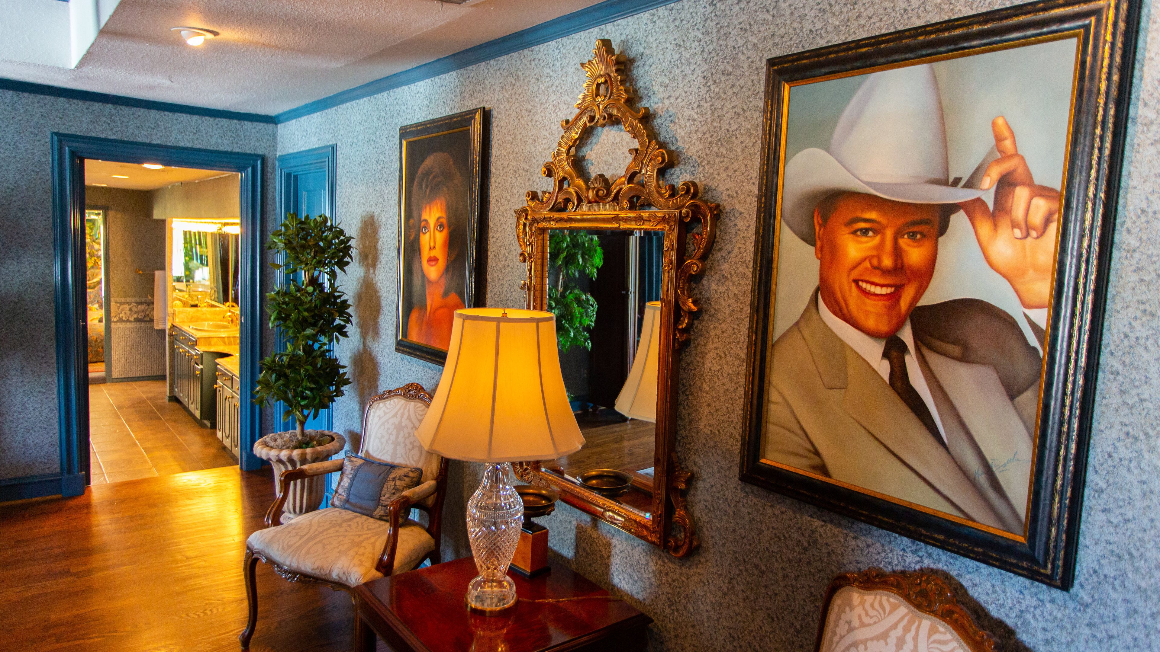 Parker featuring interior views, art and heritage elements