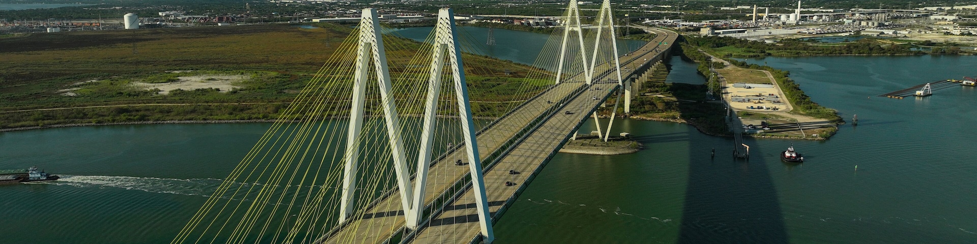 Fred Hartman Bridge in Baytown, Texas USA