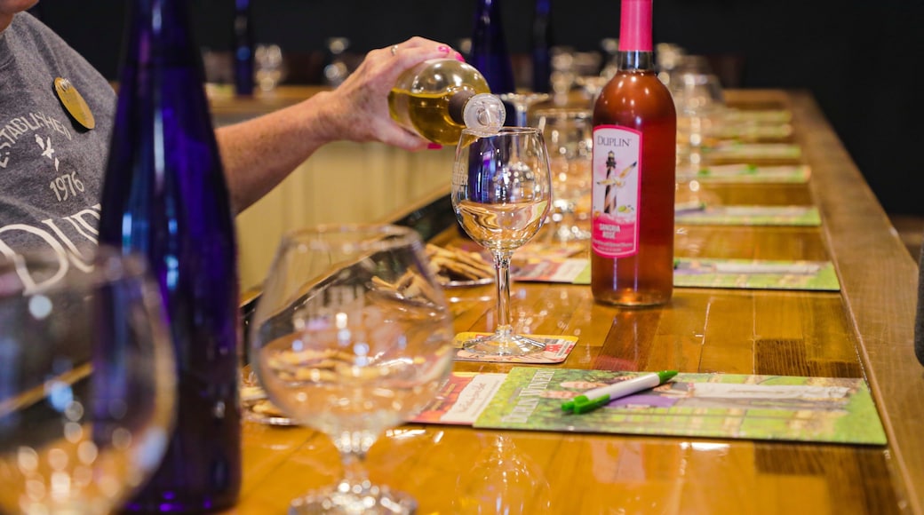 Duplin Winery featuring interior views and drinks or beverages