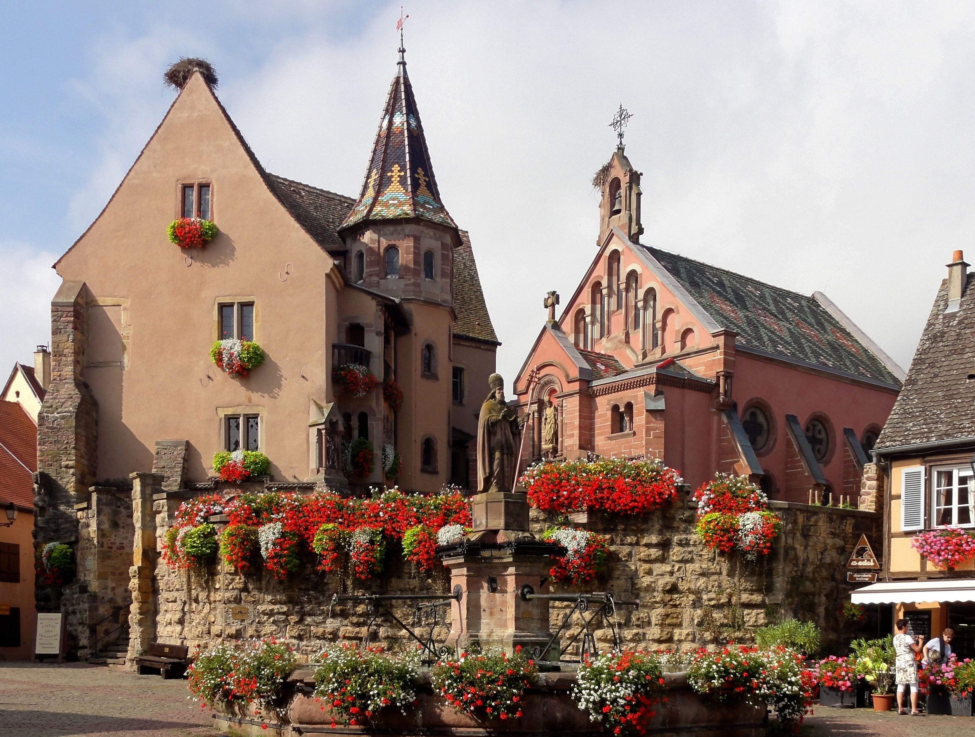 Egisheim, Elsass, Schloss und Kapelle St. Leo IX.
