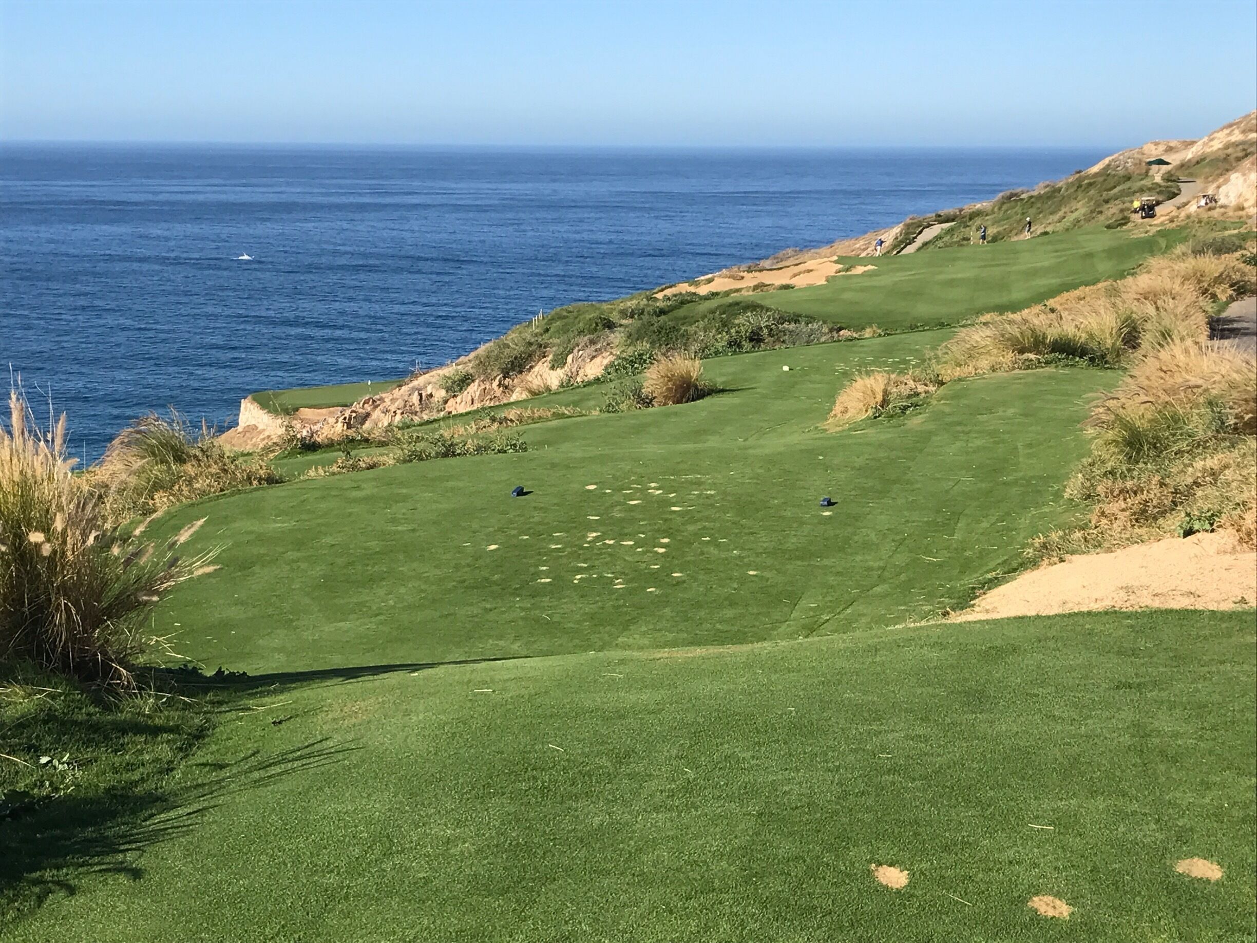 An interesting risk/reward par four along the Pacific Ocean; hole number five is 288 yards from the blue tees as a dogleg left but it is 207 yards downhill if you want to go for the green.  #lifeatexpedia
