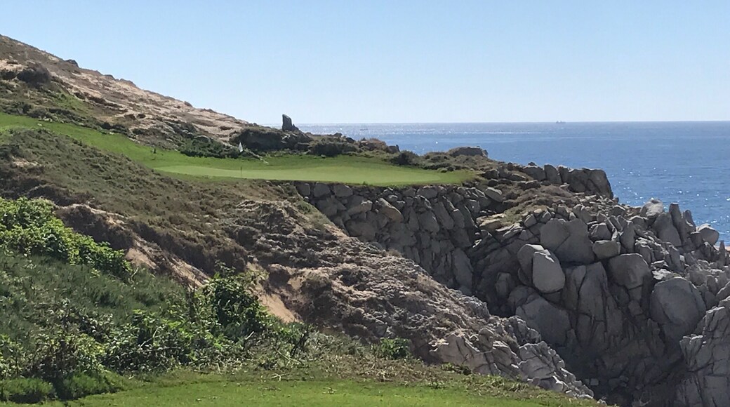 Par three on the back nine #13 #lifeatexpedia