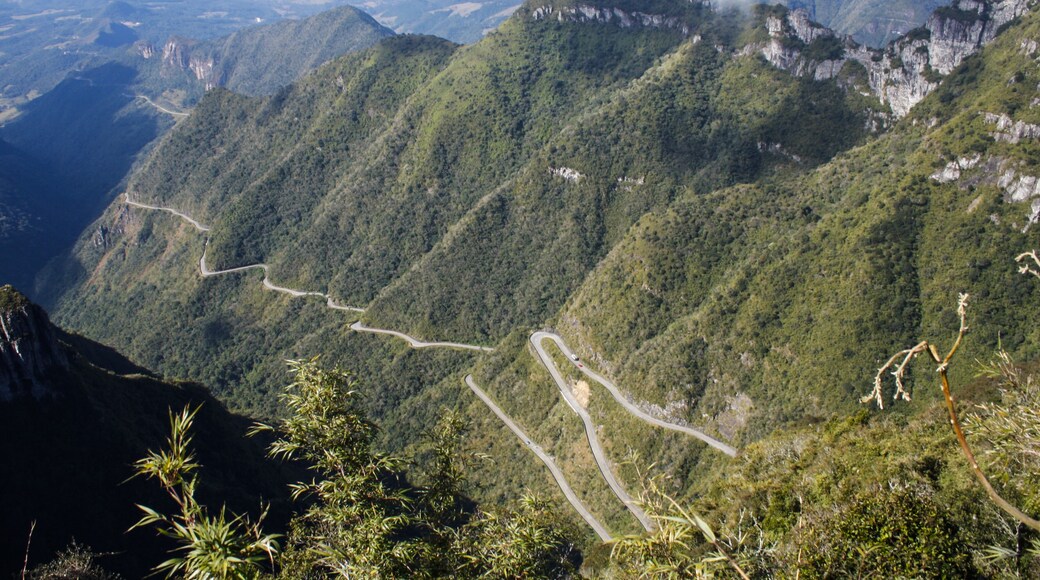 Road in curves in the Serra do Rio do Rastro, located in the region of mountains, Bom Jardim da Serra, in the State of Santa Catarina, southern Brazil