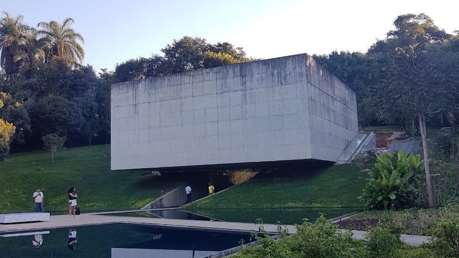 Um dos lugares mais incríveis do Brasil. Um dia inteiro não é suficiente pra ver tudo que esse lugar tem de incrível