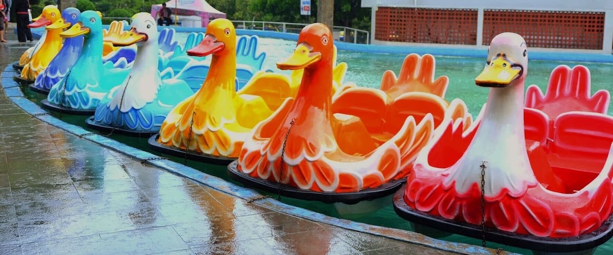 Located in Batu, Malang, Indonesia, the Selecta Recreational Park was established in the 1930s by the Dutch and features a vast flower garden and waterpark