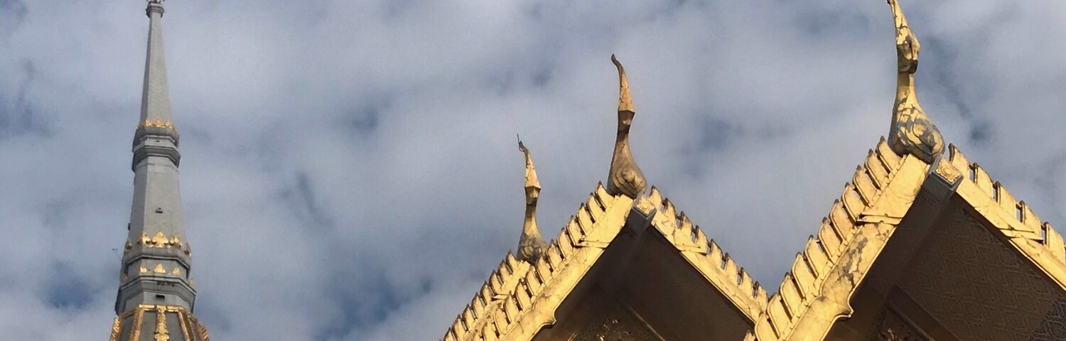 Wat Sothonwararam is a temple in Chachoengsao Province, Thailand. Located in the Municipality of Mueang Chachoengsao alongside the Bang Pakong River, it was initially named ‘Wat Hong,’ and was built in the late Ayutthaya period.
The temple has the ‘Luangpho Phuttha Sothon,’ the revered Buddha image of Chachoengsao province, which is 1.48 metres high, with a lap width of 1.65 metres. 
#WatSothonWararamWorawihan #Chachoengsao #Thailand