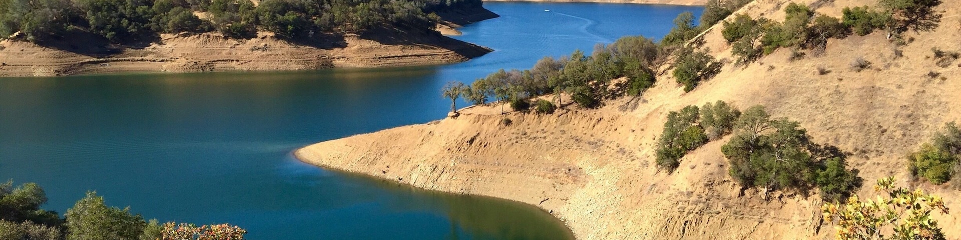 Scary low water levels at Lake Beryessa, CA. Boat and Jetski rentals still available though!
More on www.ajauntwithjoy.com